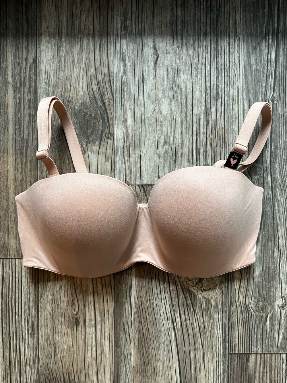 NWT Victoria’s Secret - Body by Victoria - strapless convertible bra - size 34D